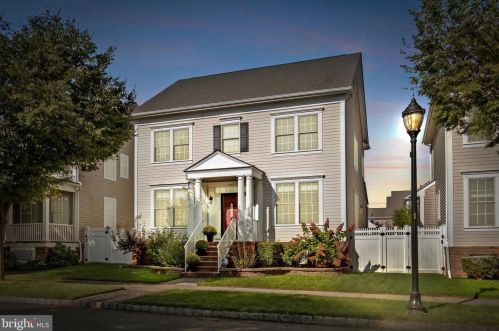 1229 Park St, Trenton, NJ 08691-4157