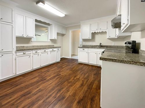 205 Cabin Creek Blvd, Horrel Hill, SC 29061-8328
