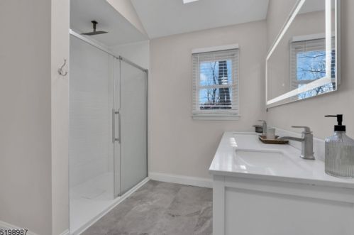 15 David Dr, Dover NJ  07869-3728 exterior