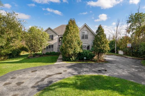 24325 Forestview Ct, Crete, IL 60417-1851