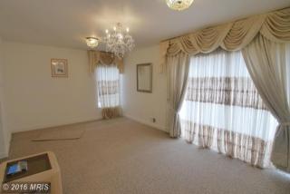 18020 Cactus Ct, Gaithersburg MD  20877-3801 exterior