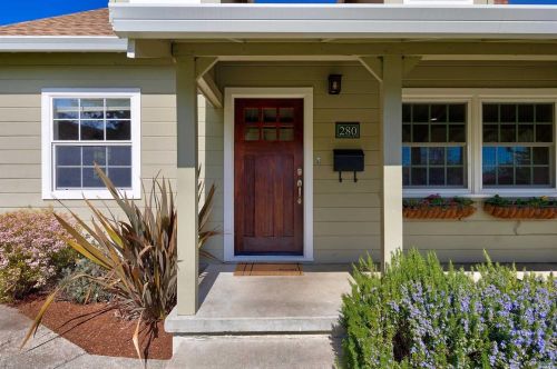 280 Cobblestone Dr, San Rafael, CA 94903-1512