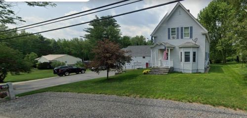 494 Portland St, Rochester, NH 03867-2424
