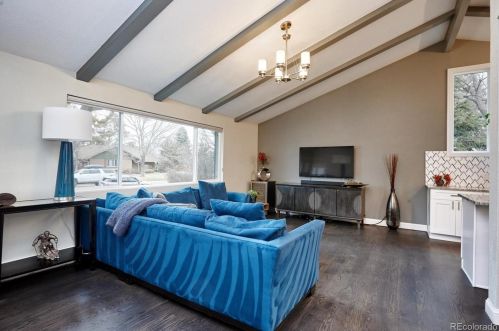 5564 Mansfield Ave, Denver CO  80237-1064 exterior