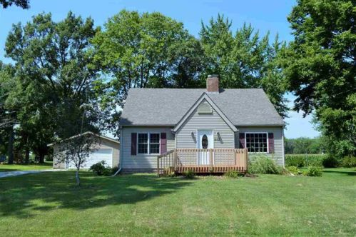 442 Docia St, Hillsdale, IL 61257-9771