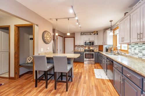 2050 Cooper Hills Rd, Saint Cloud, MN 56301-9001