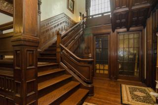 1818 Lasalle Ave, Minneapolis MN  55403-3615 exterior