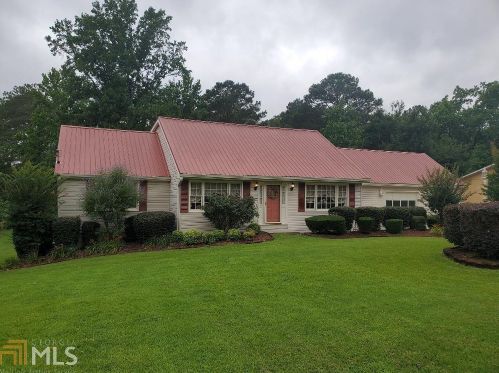 513 Terrell St, Warner Robins, GA 31088-4137