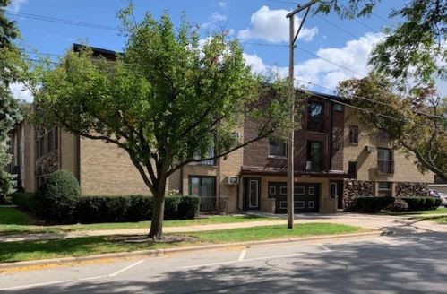 1405 Ashland Ave, Des Plaines IL  60016-7712 exterior