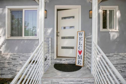 3521 Encinal Ave, Glendale CA 91214-2415 exterior