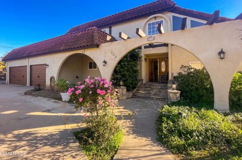 468 Alta Mira St, Simi Valley, CA 93065-5346