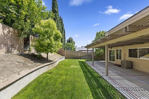 7325 Calle Granada, Anaheim CA  92808-1033 exterior
