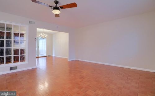 2860 Southwick Dr, Lancaster PA  17601-3549 exterior