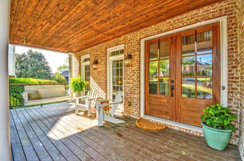 903 Meadow Club Ct, Suwanee, GA 30024-7383