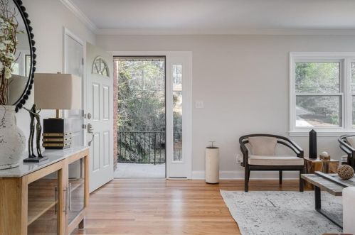 2424 Briarmoor Rd, Atlanta, GA 30345-2112