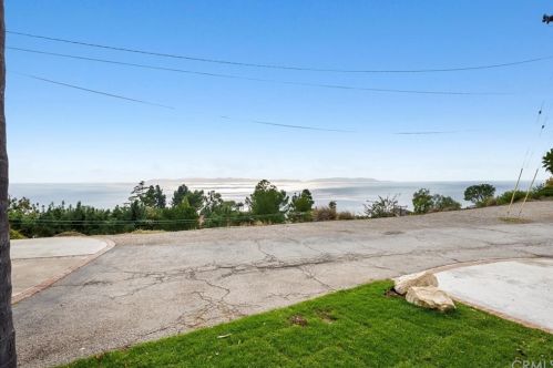 3602 Greve Dr, Palos Verdes Estates, CA 90275-6225