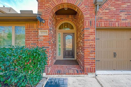 17511 Aldenwilds Ln, Richmond TX  77407-2835 exterior