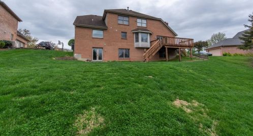 6236 Ashbourne Pl, Cincinnati OH 45233-4455 exterior