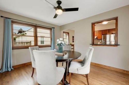 879 Hoyt Ave, Saint Paul MN  55106-1042 exterior