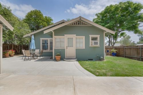 3391 Locust St, Riverside CA  92501-2632 exterior