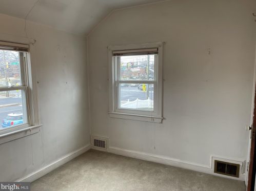 233 University Blvd, Silver Spring MD 20901-1944 exterior