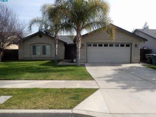 1846 Edison St, Visalia, CA 93292-7384