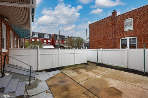 258 Ross St, Lancaster PA  17602-1940 exterior