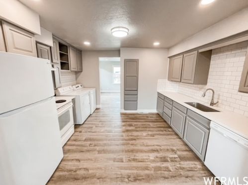 223 4800, Ogden UT  84405-6215 exterior