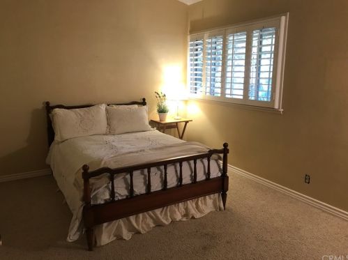 3777 Lockerbie Ln, Glendale CA 91208-1027 exterior