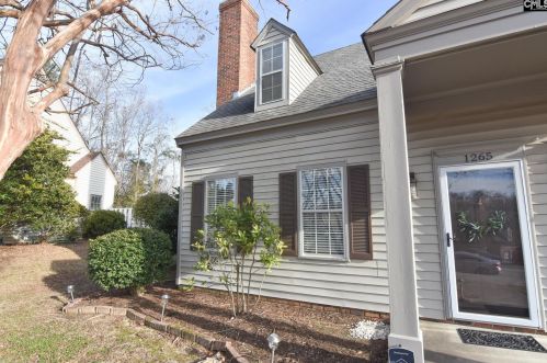 1265 Hulon Cir, Cayce-West Columbia SC  29169-3447 exterior