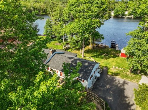 216 Saunders Brook Rd, Glocester, RI 02814-2006
