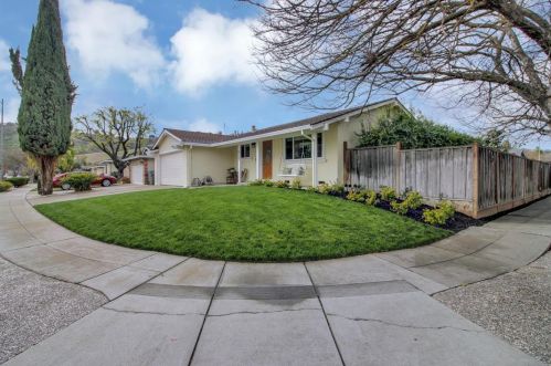 6223 Tillamook Dr, San Jose, CA 95123-4752