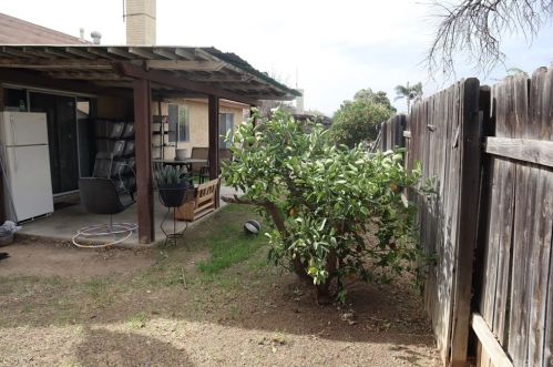 10741 Collett Ave, Riverside CA  92505-2943 exterior