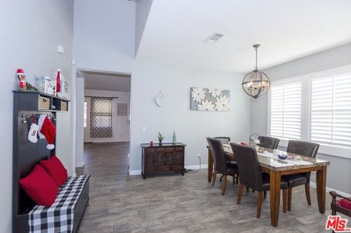 44034 Marbella St, Lancaster CA 93536-6856 exterior