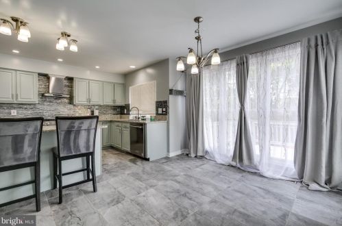 3483 Madelyn Ct, Woodbridge VA  22192-6472 exterior