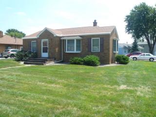 1552 36 Ave, Moline IL  61265-6285 exterior