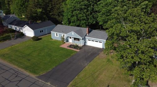 264 Mountain Rd, Windsor, CT 06095-2317