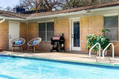 1503 Bellaire Dr, Austin TX  exterior