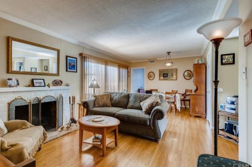 816 Amber Ct, Upland CA 91786-3709 exterior