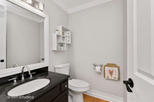 40 Peiffer Ave, Lemont IL  60439-3845 exterior