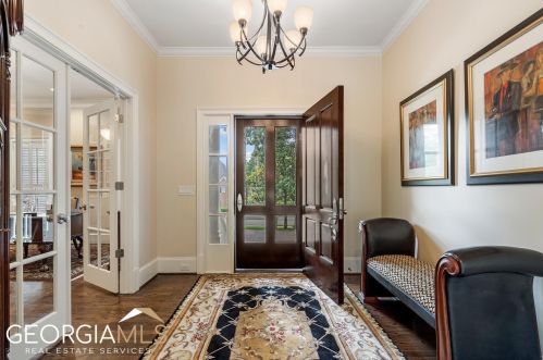 2990 Margaret Mitchell Dr, Atlanta GA  30327-1708 exterior