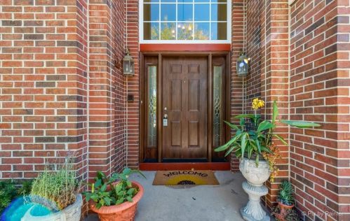 4809 Cedarledge Ct, Carpentersville, IL 60110-3435