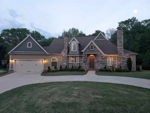 950 Nantahala Dr, Chesnee, SC 29323-8653