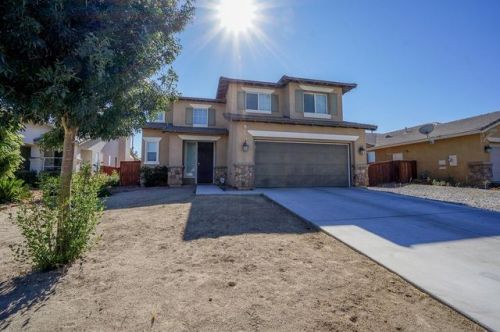 15163 Strawberry Ln, El Mirage, CA 92301-6316
