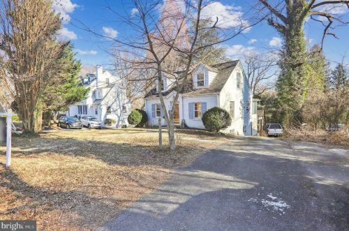 9807 Connecticut Ave, Kensington, MD 20895-3701