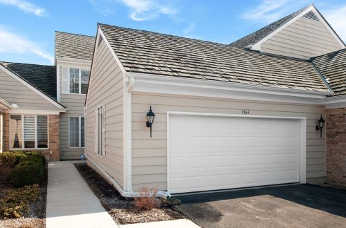 1365 Shire Cir, Palatine, IL 60067-4729