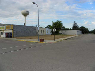 100 Main St, Sherburn, MN 56171-1059