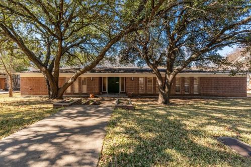 4108 Hildring Dr, Fort Worth, TX 76109-4714