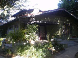 1399 Palm Ter, Pasadena, CA 91104-5030
