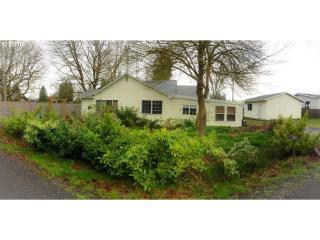 812 88th St, Vancouver, WA 98665-7648
